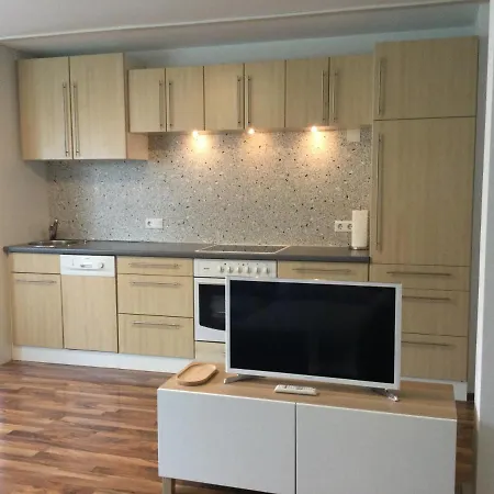 Schoene In Ruhiger Lage Mit Garten. * دورنبيرن