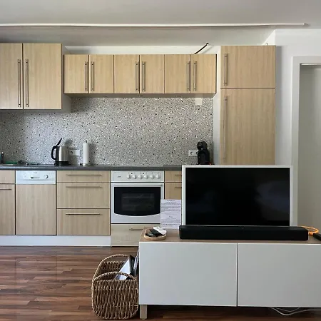 Schoene In Ruhiger Lage Mit Garten. Apartamento Dornbirn