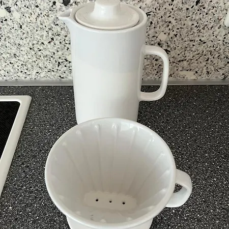 아파트 Schoene In Ruhiger Lage Mit Garten.