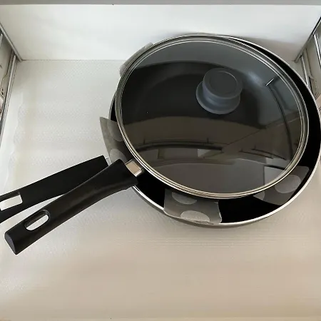 Schoene In Ruhiger Lage Mit Garten.